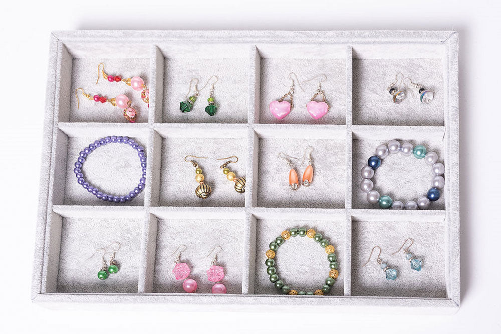 What is the correct way to store your jewellery?