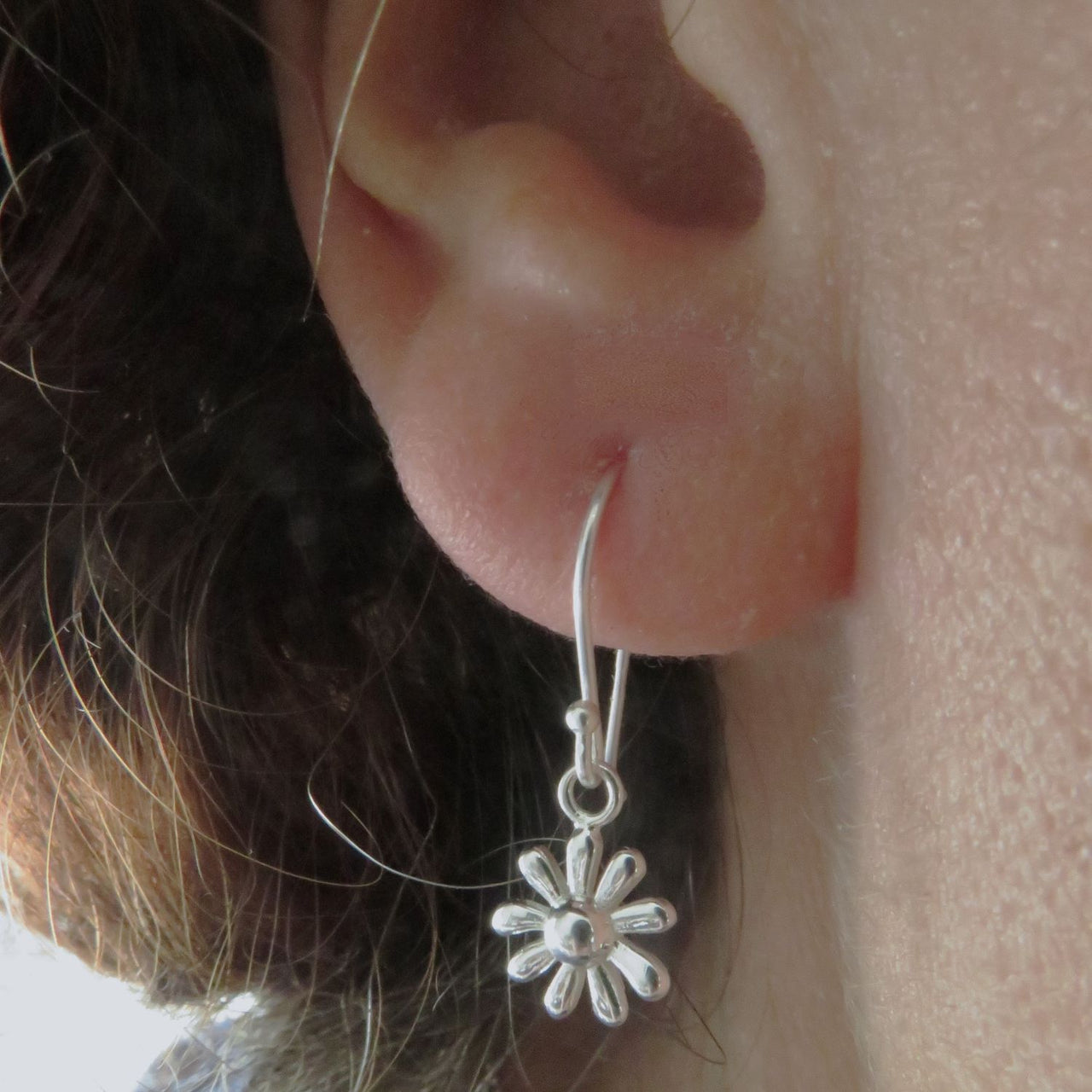 Sterling Silver 925 daisy hanging earrings